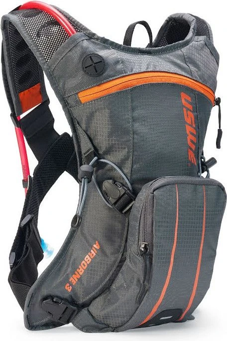 USWE Airbone 3L Hydratation Bag Dark Grey / Orange + 3L Water Bag 1 USWE Airbone 3L Hydratation Bag Dark Grey / Orange + 3L Water Bag