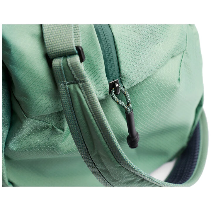 Bellroy 30 Liter Lite Duffel Bag 3 Bellroy 30 Liter Lite Duffel Bag - Image 3