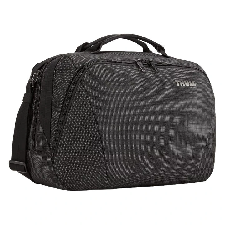 Thule Crossover 2 25 Liter Boarding Bag 1 Thule Crossover 2 25 Liter Boarding Bag